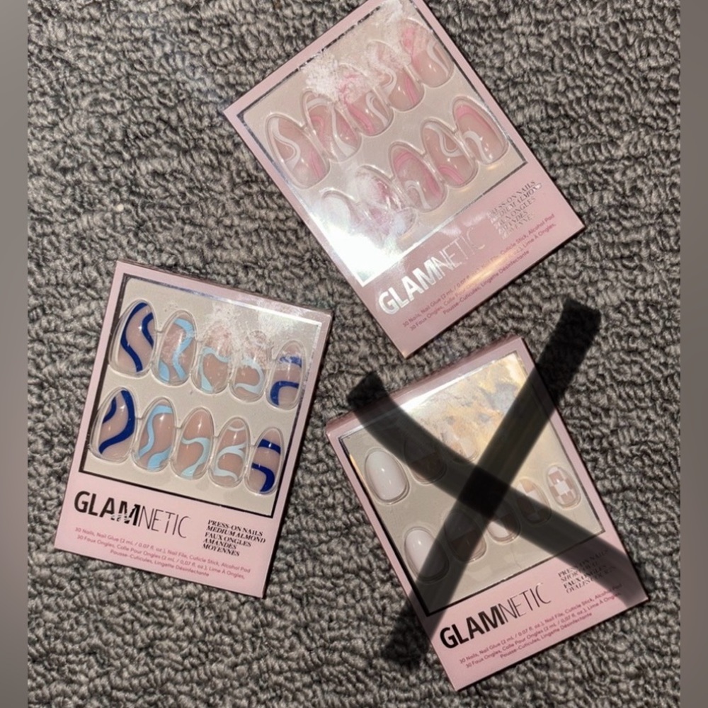 NWT Glamnetic Press-On Nails (X3)